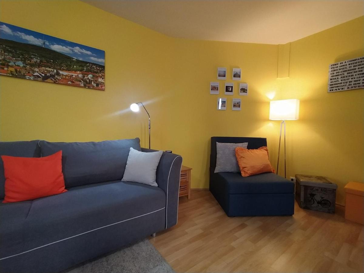 Keltaur Studio Apartman With Garage Apartment เปตช์ ภายนอก รูปภาพ